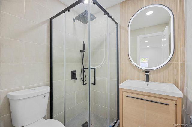 3135 Spencer Drive, Bronx, NY 10465