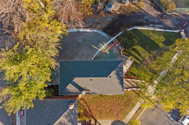 3135 Spencer Drive, Bronx, NY 10465