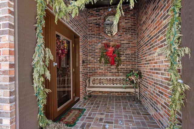 8250 Havelock Court, Apple Valley, MN 55124