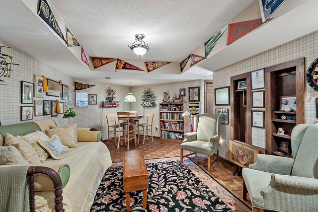 8250 Havelock Court, Apple Valley, MN 55124