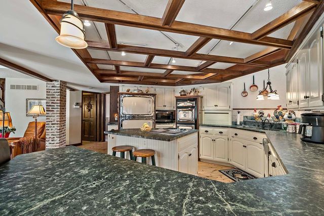 8250 Havelock Court, Apple Valley, MN 55124