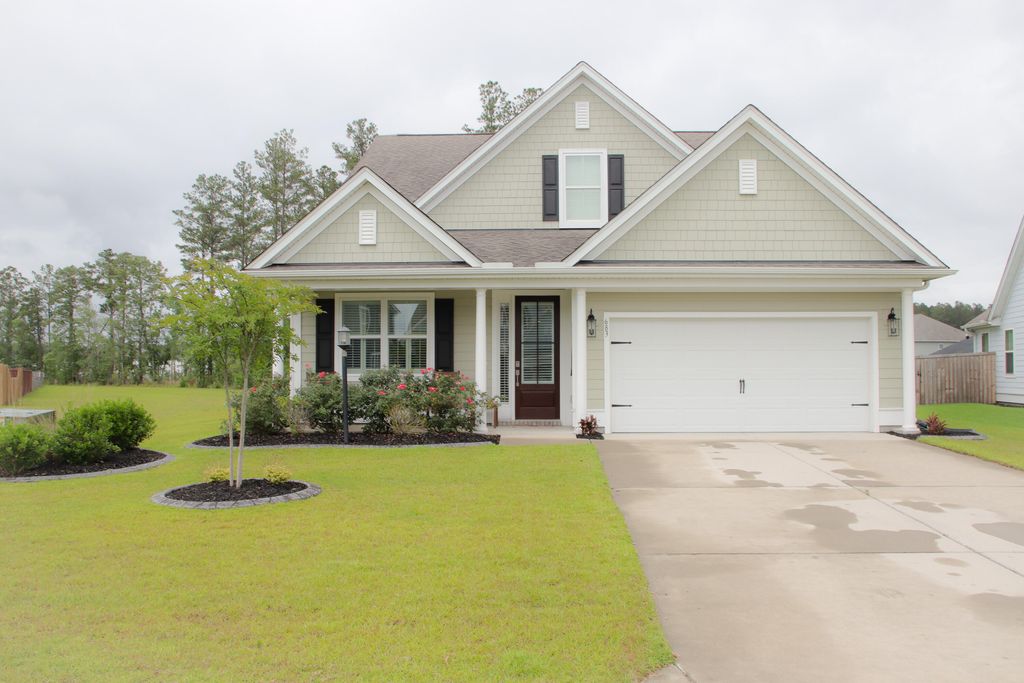 683 Yellow Leaf Lane, Summerville, SC 29486