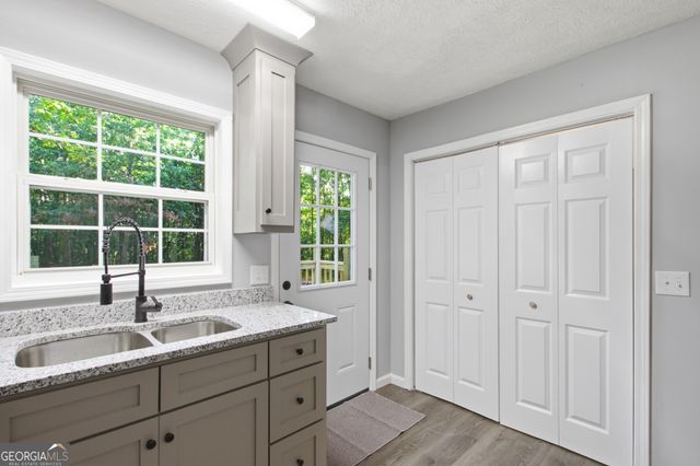 222 Chigger Ridge Road, Carnesville, GA 30521