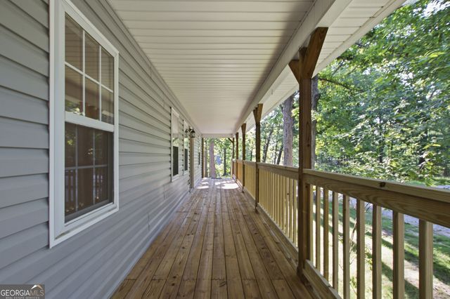 222 Chigger Ridge Road, Carnesville, GA 30521