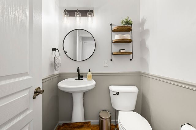 1412 Beech Hollow Ct, Nashville, TN 37211