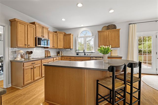 1412 Beech Hollow Ct, Nashville, TN 37211