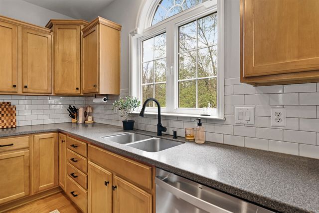 1412 Beech Hollow Ct, Nashville, TN 37211