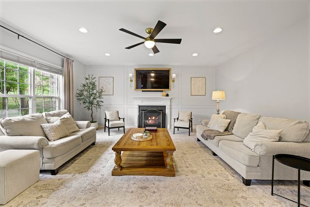 1412 Beech Hollow Ct, Nashville, TN 37211