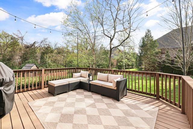 1412 Beech Hollow Ct, Nashville, TN 37211