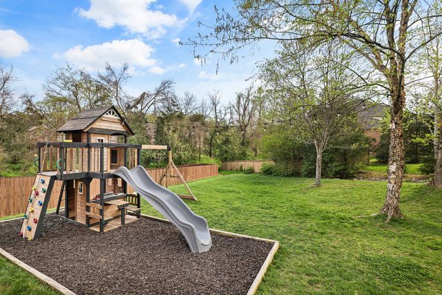 1412 Beech Hollow Ct, Nashville, TN 37211