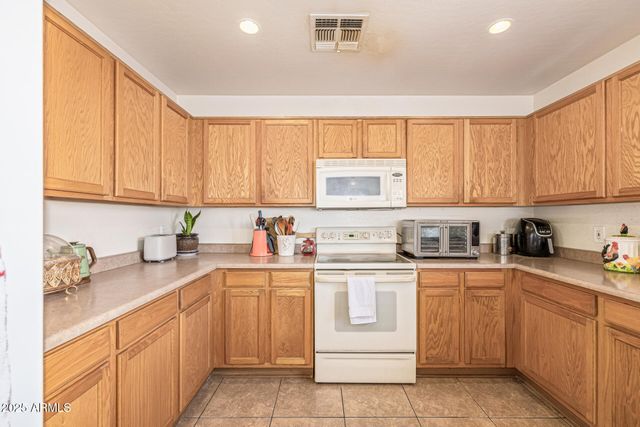 12004 W WINDROSE Drive, El Mirage, AZ 85335