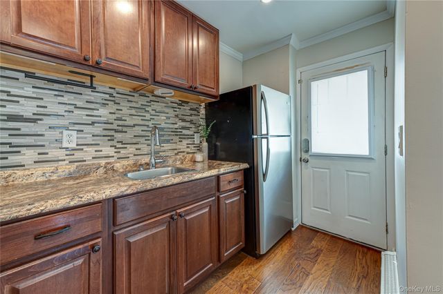 11 Arrowood Drive, Saint James, NY 11780