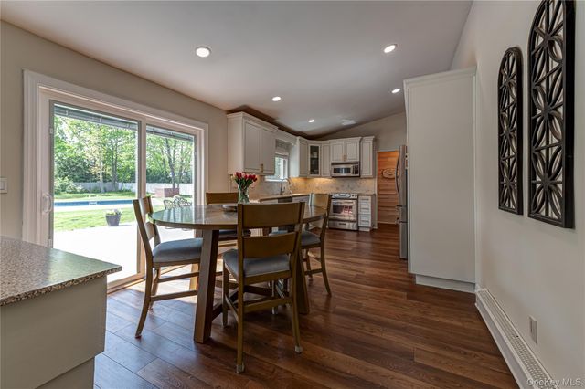 11 Arrowood Drive, Saint James, NY 11780