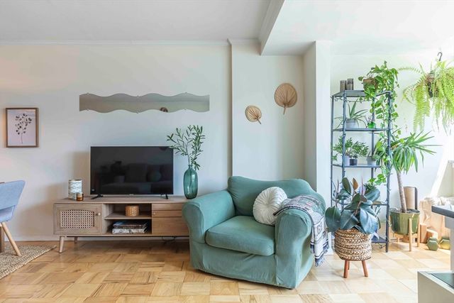 6 Whittier Place 14G, Boston, MA 02114