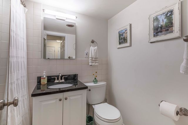 6 Whittier Place 14G, Boston, MA 02114