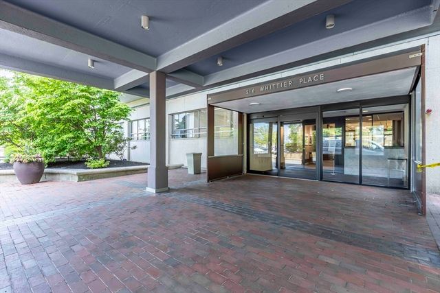 6 Whittier Place 14G, Boston, MA 02114