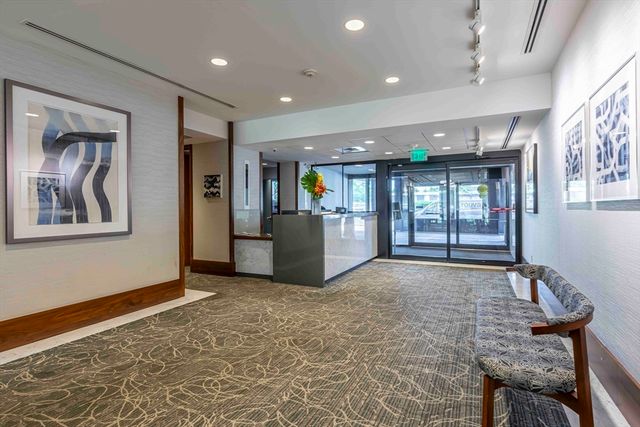 6 Whittier Place 14G, Boston, MA 02114