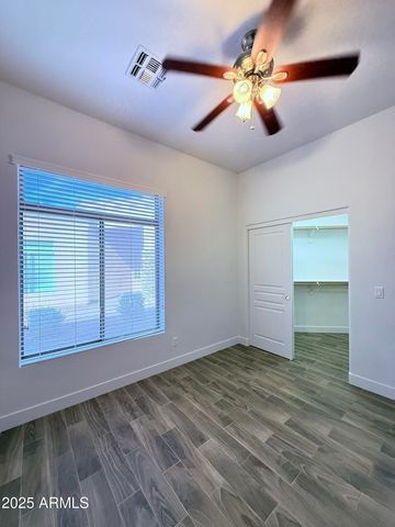 6827 S 39TH Place, Phoenix, AZ 85042