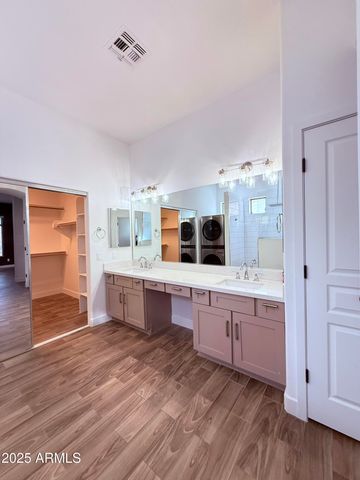 6827 S 39TH Place, Phoenix, AZ 85042