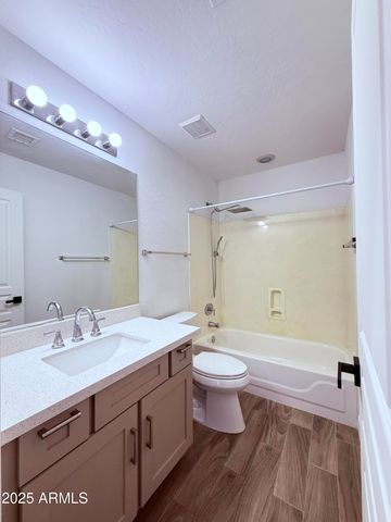 6827 S 39TH Place, Phoenix, AZ 85042