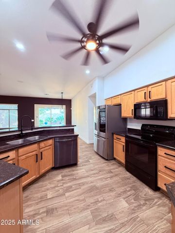 6827 S 39TH Place, Phoenix, AZ 85042