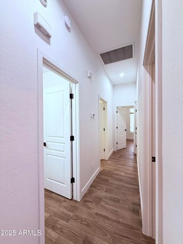 6827 S 39TH Place, Phoenix, AZ 85042