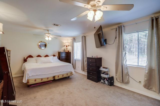 32 Yorkshire Parkway, Gulfport, MS 39503