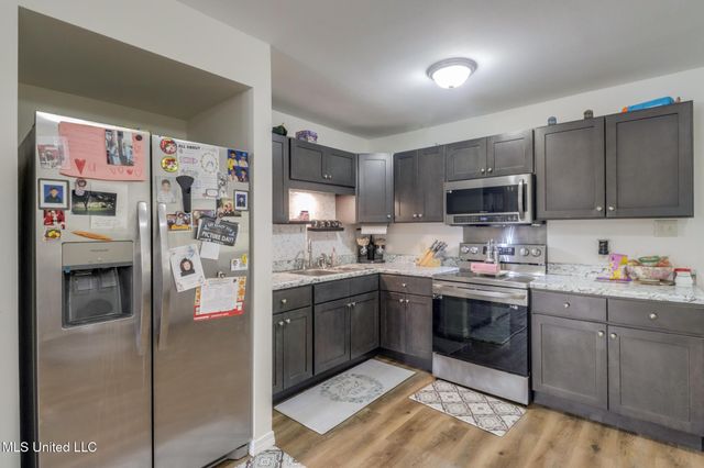 32 Yorkshire Parkway, Gulfport, MS 39503