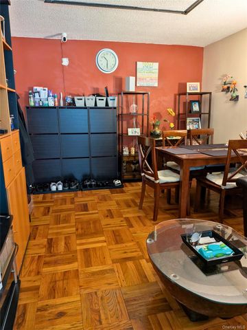 75-24 Bell Blvd. LD, Oakland Gardens, NY 11364