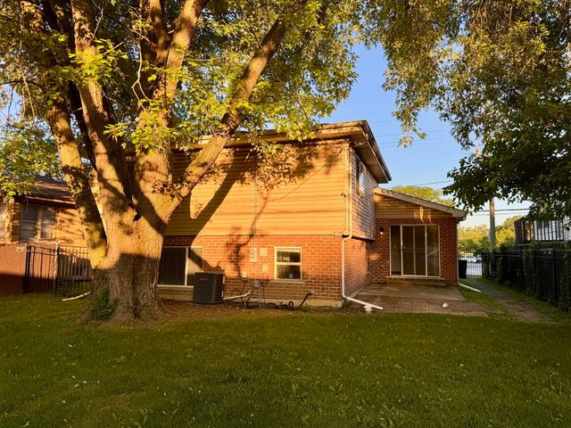 17303 Kedzie Avenue, Hazel Crest, IL 60429