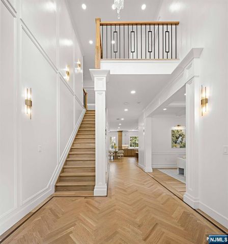 14 Beechwood Road, Ho-ho-kus, NJ 07423
