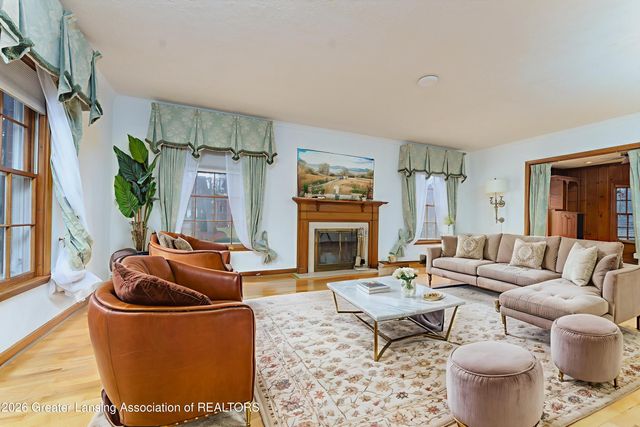 938 Wildwood Drive, East Lansing, MI 48823