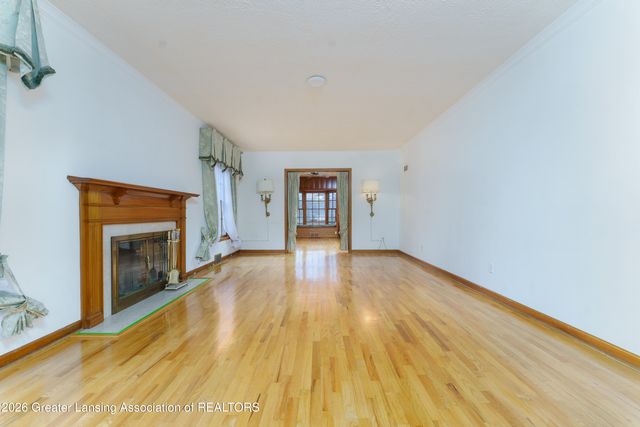 938 Wildwood Drive, East Lansing, MI 48823