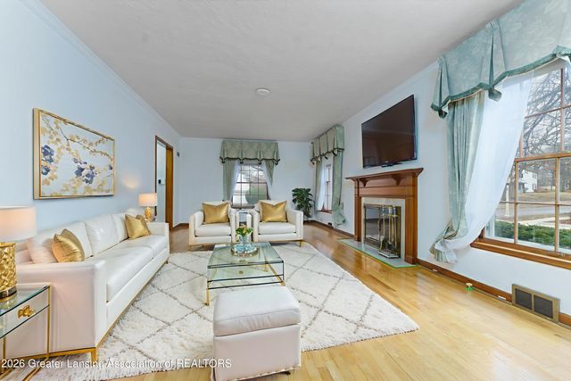 938 Wildwood Drive, East Lansing, MI 48823