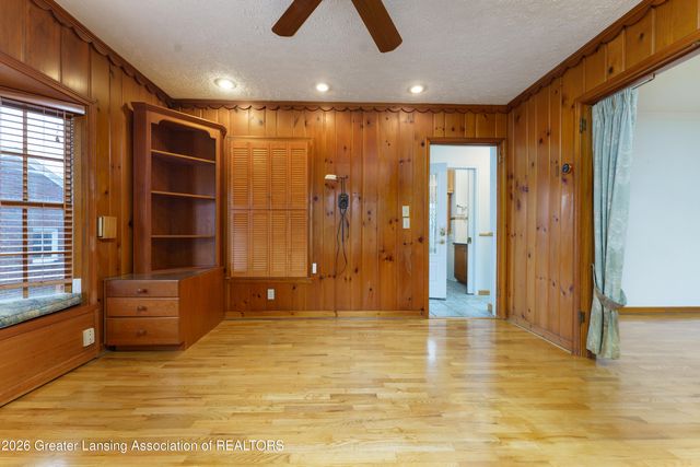 938 Wildwood Drive, East Lansing, MI 48823