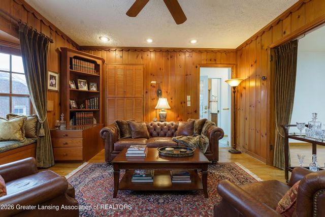 938 Wildwood Drive, East Lansing, MI 48823