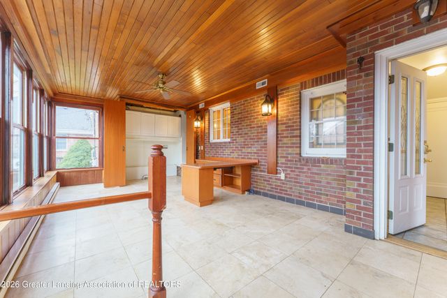 938 Wildwood Drive, East Lansing, MI 48823