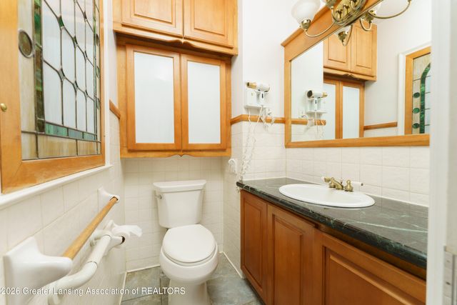 938 Wildwood Drive, East Lansing, MI 48823