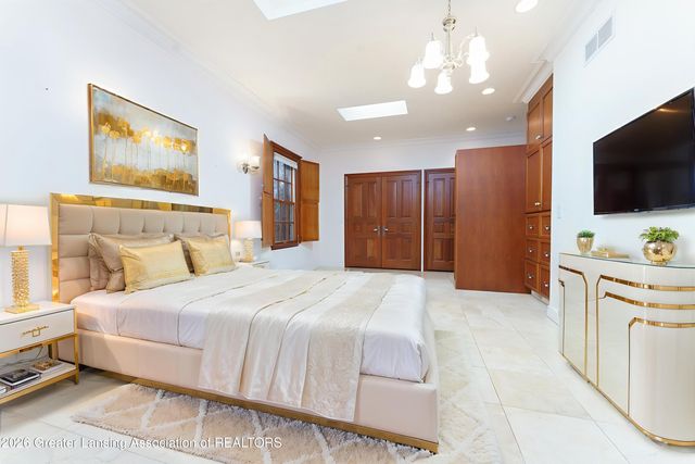 938 Wildwood Drive, East Lansing, MI 48823