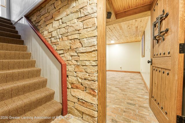 938 Wildwood Drive, East Lansing, MI 48823