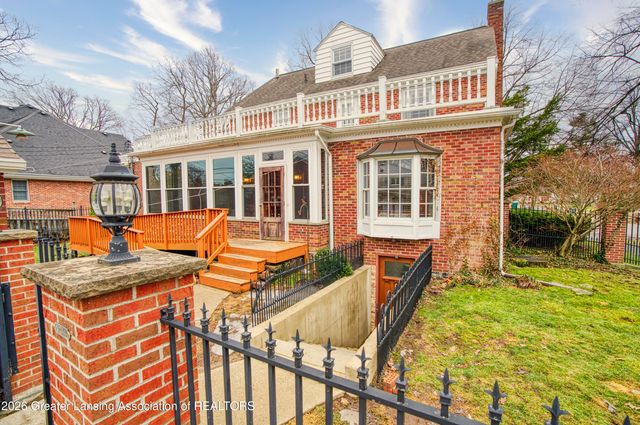 938 Wildwood Drive, East Lansing, MI 48823