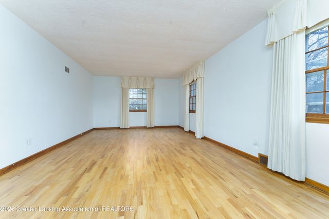 938 Wildwood Drive, East Lansing, MI 48823