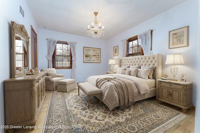 938 Wildwood Drive, East Lansing, MI 48823