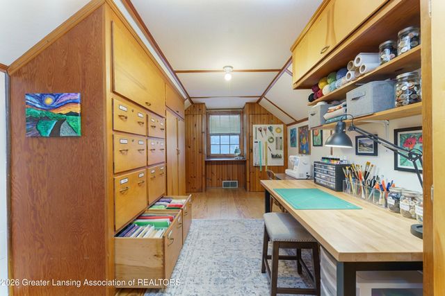 938 Wildwood Drive, East Lansing, MI 48823