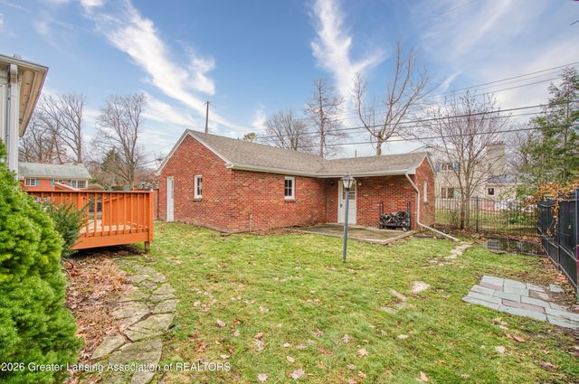 938 Wildwood Drive, East Lansing, MI 48823