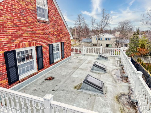 938 Wildwood Drive, East Lansing, MI 48823