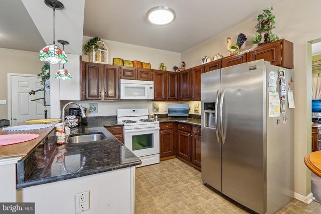 421 DARTMOOR RD, Schwenksville, PA 19473