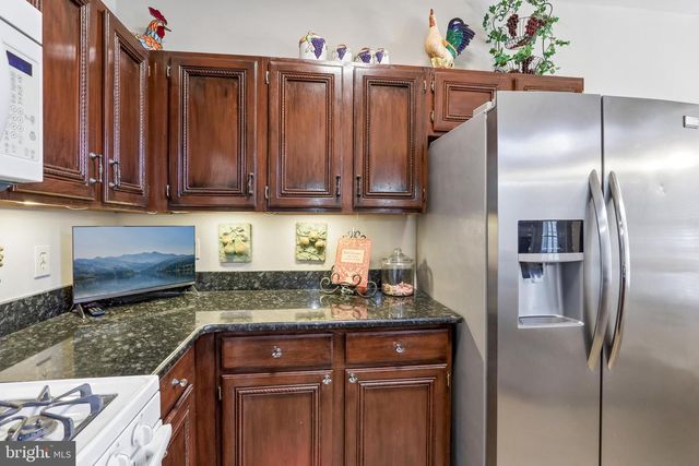 421 DARTMOOR RD, Schwenksville, PA 19473