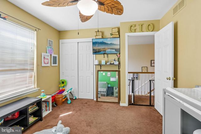 421 DARTMOOR RD, Schwenksville, PA 19473