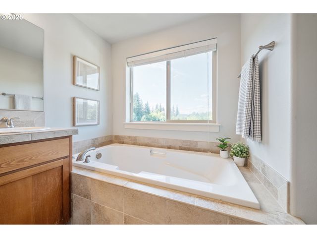 3351 Nw GRASS VALLEY Dr, Camas, WA 98607